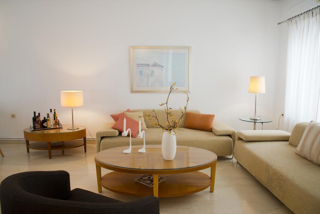 Knossos By Heloni Apartments Ираклион Экстерьер фото