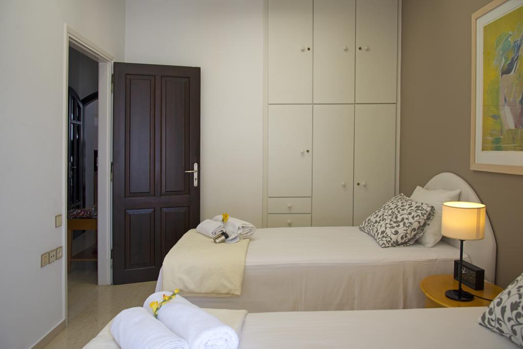 Knossos By Heloni Apartments Ираклион Экстерьер фото